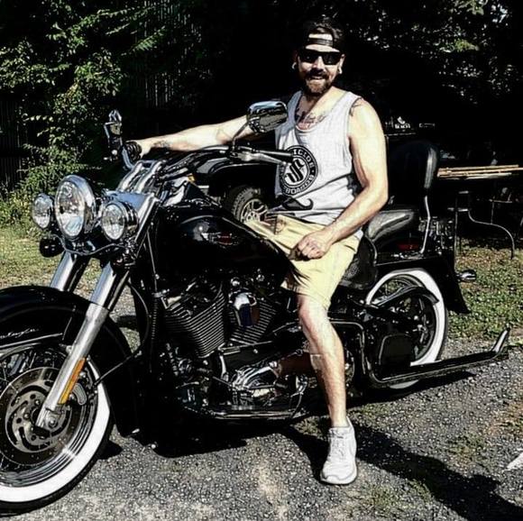 Meet your Posher, Dustin - Picture 1 of 1